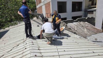Bursa’nın Mudanya ilçesinde 6 katlı binada çalışan işçilerin bulunduğu sepetli