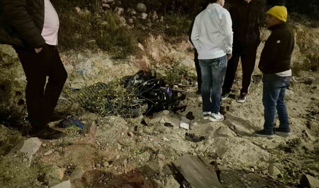 Muğla’nın Bodrum ilçesinde meydana gelen kazada genç motosikletli hayatını kaybetti.