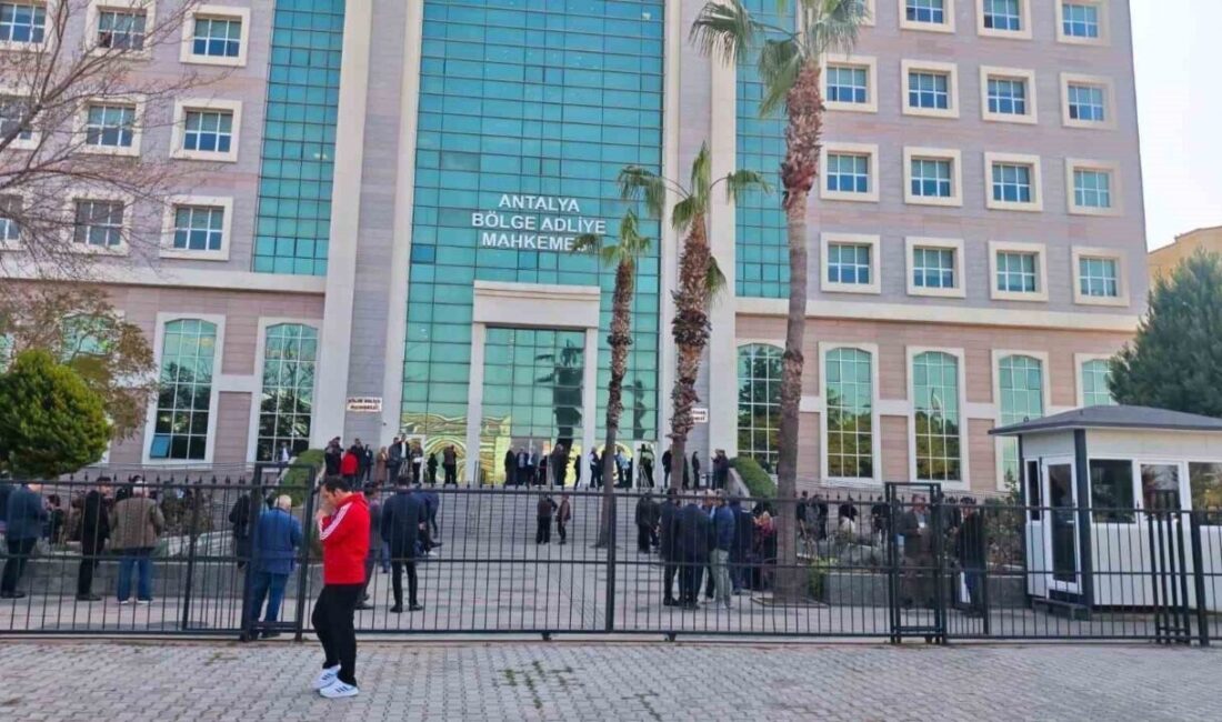 Antalya Büyükşehir Belediyesine yönelik yürütülen rüşvet ve yolsuzluk soruşturması kapsamında,
