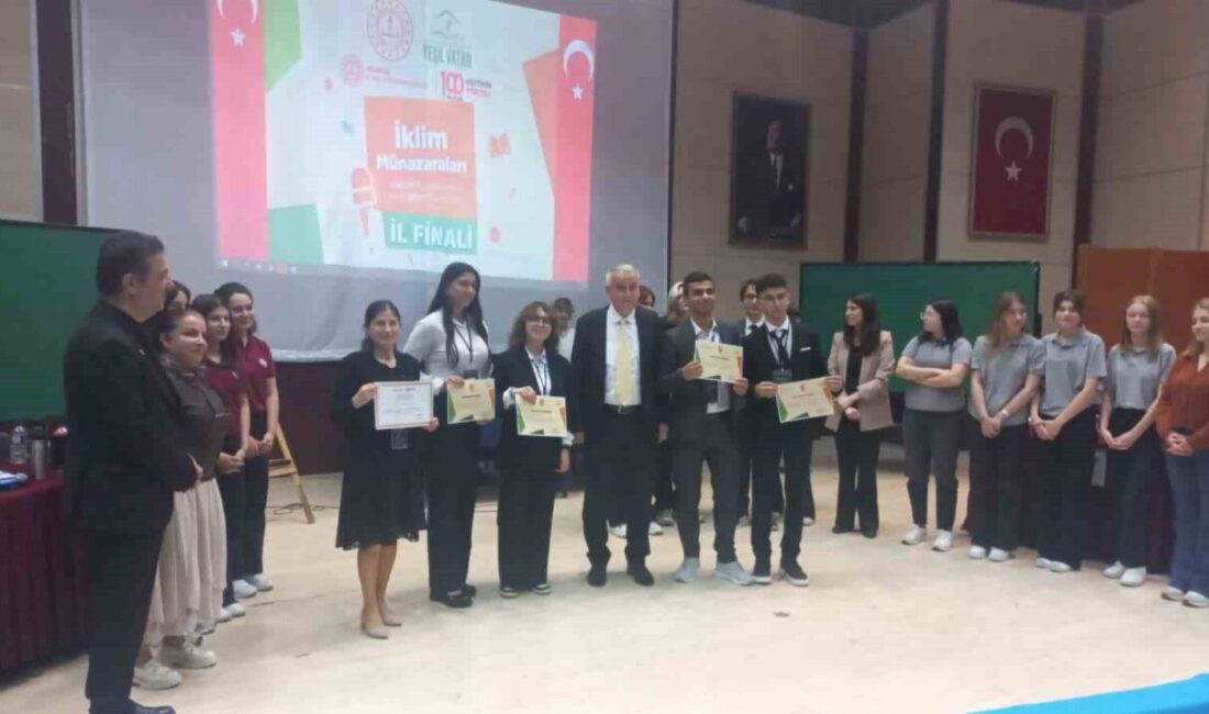 Burhaniye ilçesinde, Celal Toraman Anadolu Lisesi, Yeşil Vatan Benim Okulum