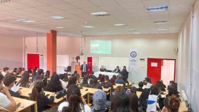 Aydın Adnan Menderes Üniversitesi Nazilli Meslek Yüksekokulu’nda kariyer günü etkinliği