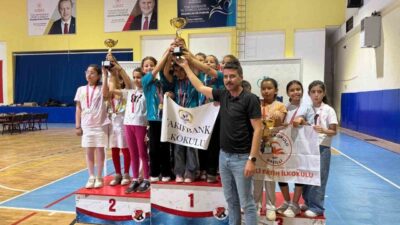 Aydın’da düzenlenen Okul Sporları Minikler A Kategorisi Satranç Turnuvası, genç