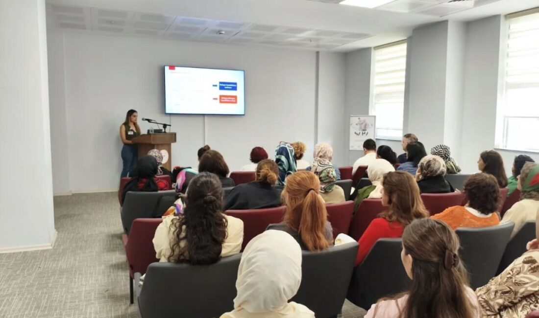 Aydın’ın Nazilli ilçesinde düzenlenen eğitimde, farklı ilçelerde görev yapan aile
