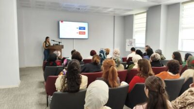 Aydın’ın Nazilli ilçesinde düzenlenen eğitimde, farklı ilçelerde görev yapan aile