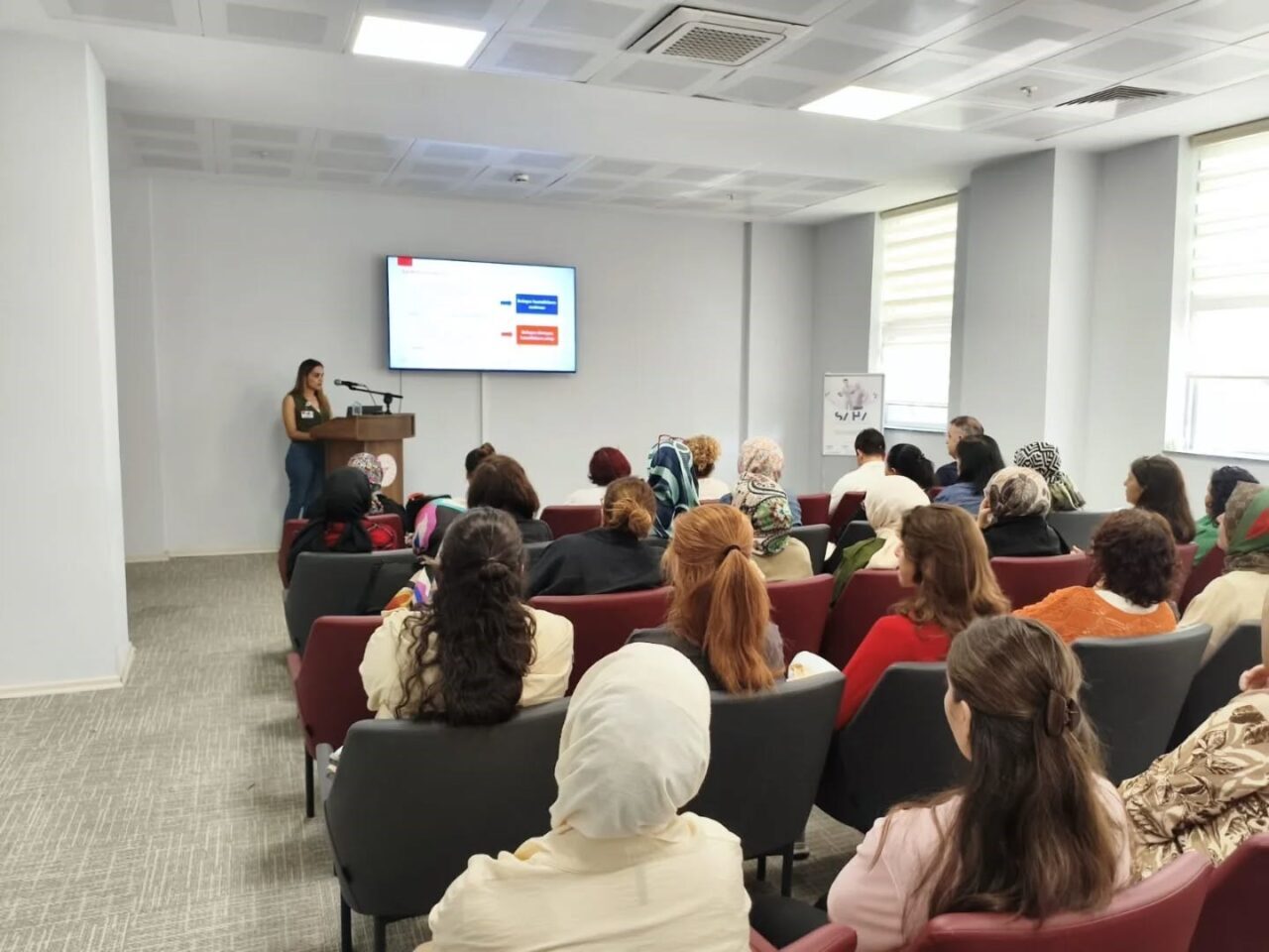 Aydın’ın Nazilli ilçesinde düzenlenen eğitimde, farklı ilçelerde görev yapan aile
