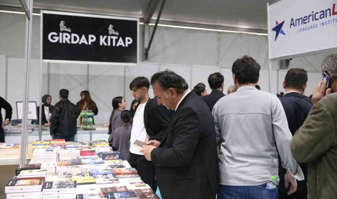 Niğde Kitap Fuarı, düzenlenen törenle kapılarını kitapseverlere açtı. Niğde Belediyesi