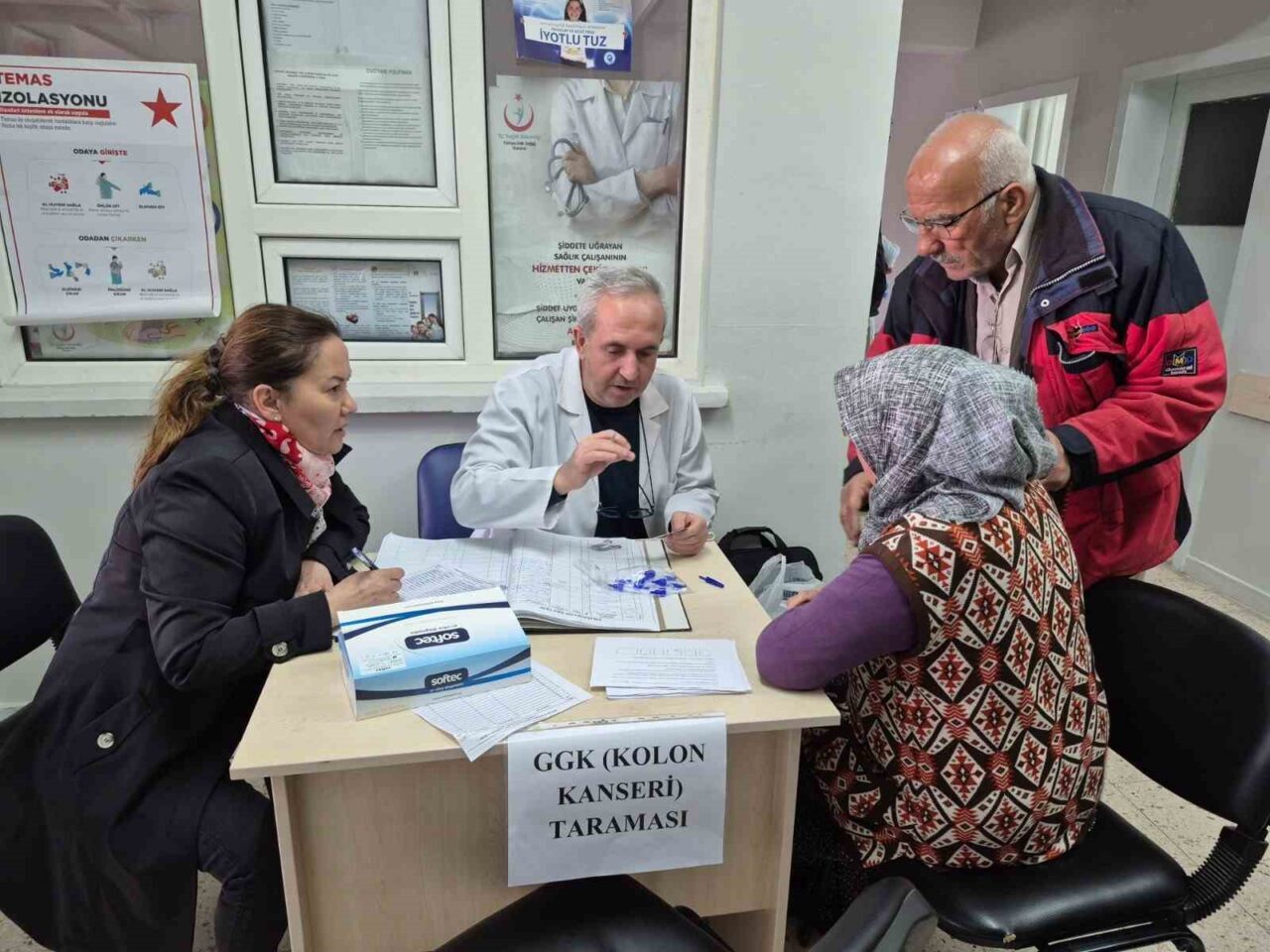 Niğde İl Sağlık Müdürlüğü tarafından yürütülen mobil sağlık çalışmaları kapsamında,
