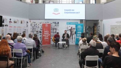 Nilüfer Belediyesi, toplumsal farkındalığı artırmak amacıyla düzenlediği seminerde engelli bireylerin