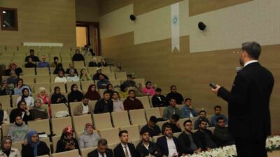 Niğde Ömer Halisdemir Üniversitesi (NÖHÜ) bünyesinde Vakıflar Haftası dolayısıyla düzenlenen