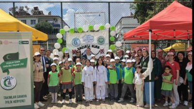 İzmir’in Ödemiş ilçesinde bulunan 80. Yıl Efe İlkokulu tarafından düzenlenen