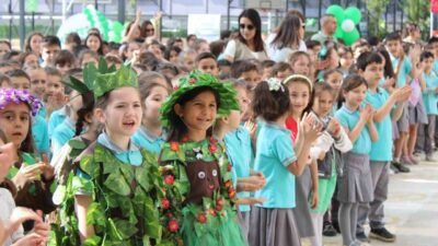 Ödemiş 100. Yıl İlkokulunda düzenlenen ’Yeşilfest Sağlıklı Yaşam Festivali’ ile