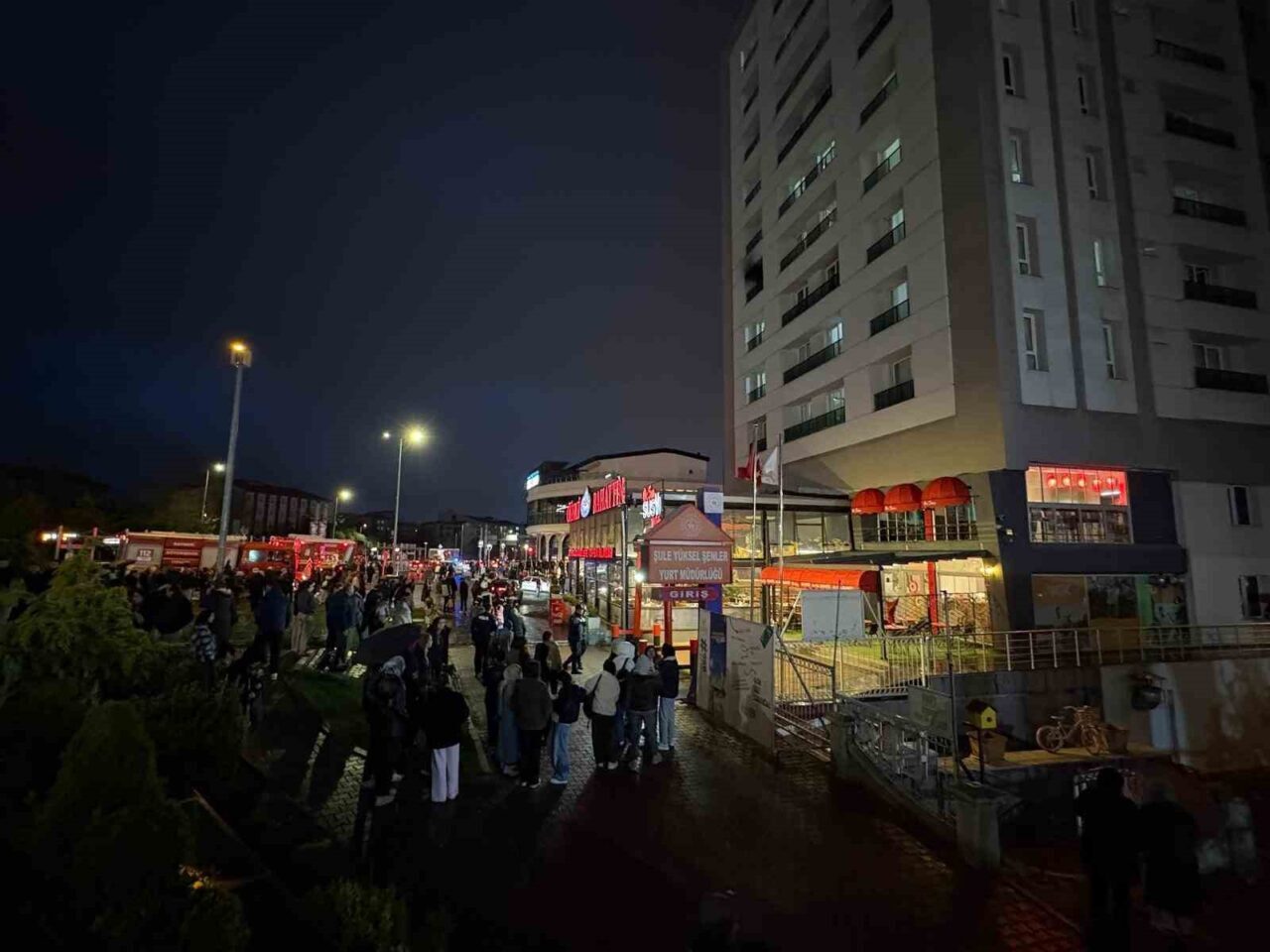 Kayseri’nin Talas ilçesinde bir kız öğrenci yurdunda iddiaya göre prizden