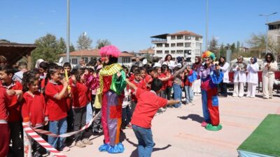 Gündüzbey Şehit Levent Coşkun İlkokulu ve Ortaokulunda düzenlenen Bilim Şenliği;