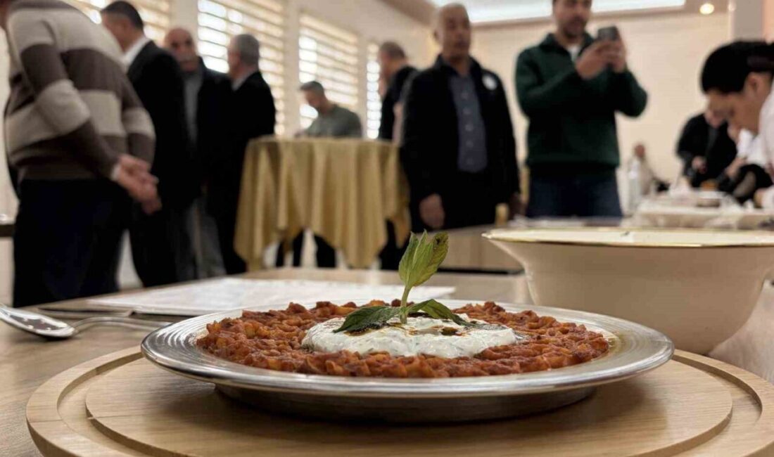 Kayseri’de lise öğrencileri, çölyak hastalığına dikkat çekmek için düzenlenen glütensiz