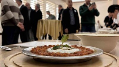Kayseri’de lise öğrencileri, çölyak hastalığına dikkat çekmek için düzenlenen glütensiz