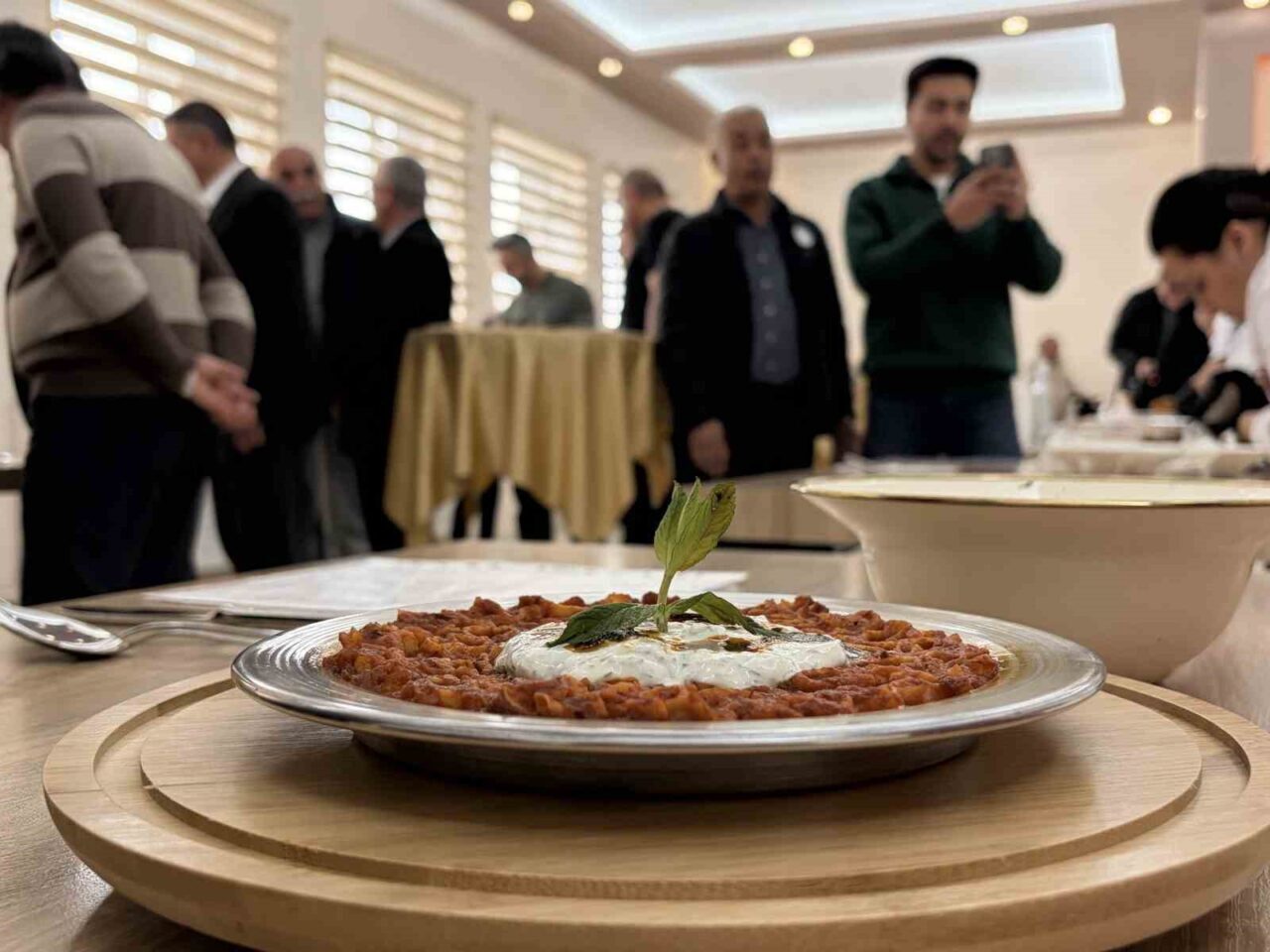 Kayseri’de lise öğrencileri, çölyak hastalığına dikkat çekmek için düzenlenen glütensiz