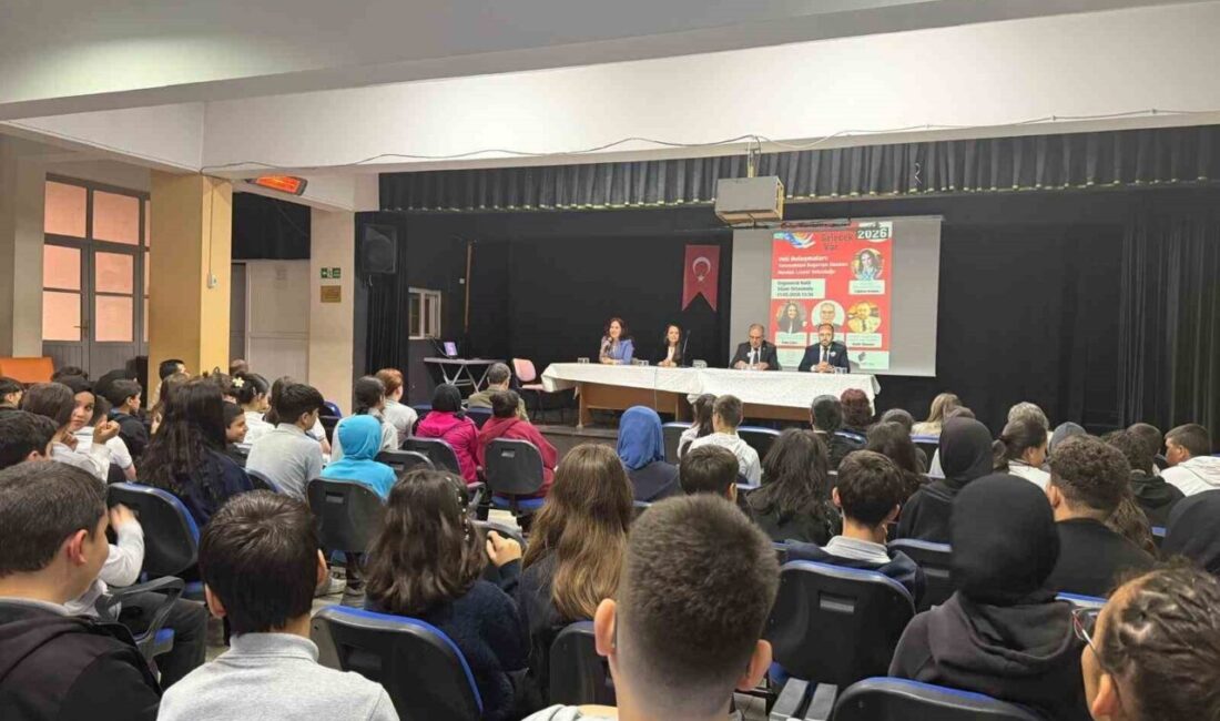 Eskişehir’de düzenlenen ’Veli Buluşmaları: Yetenekten Başarıya Uzanan Meslek Lisesi Yolculuğu’