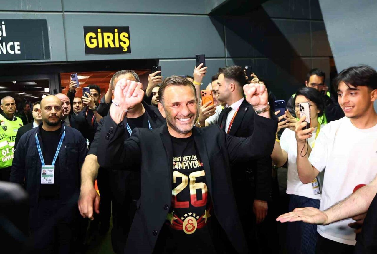 Galatasaray Teknik Direktörü Okan Buruk, hedeflerinin üst üste 5. şampiyonluğu