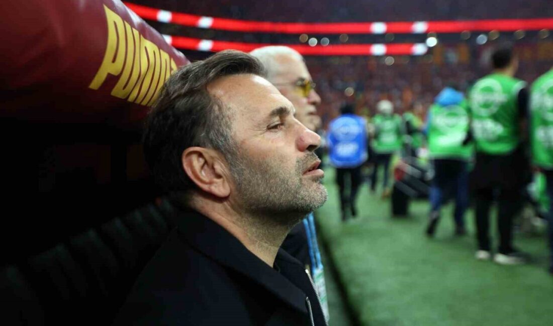 Galatasaray Teknik Direktörü Okan Buruk, futbolculuk döneminde kazandığı ligde üst