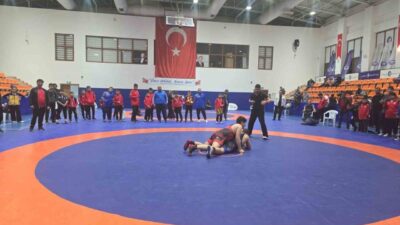 Türk güreşinin efsane isimleri ve Mahmut Atalay ve Tevfik Kış