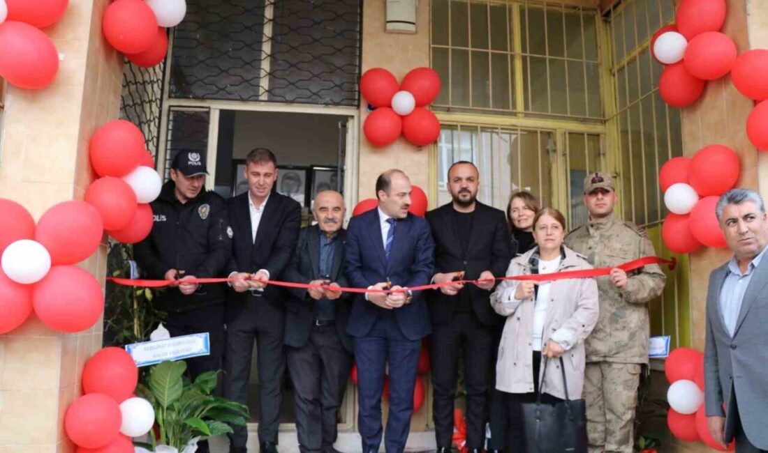 Oltulu emekli resim öğretmeni Neşat Demircan tarafından hazırlanan sosyal içerikli