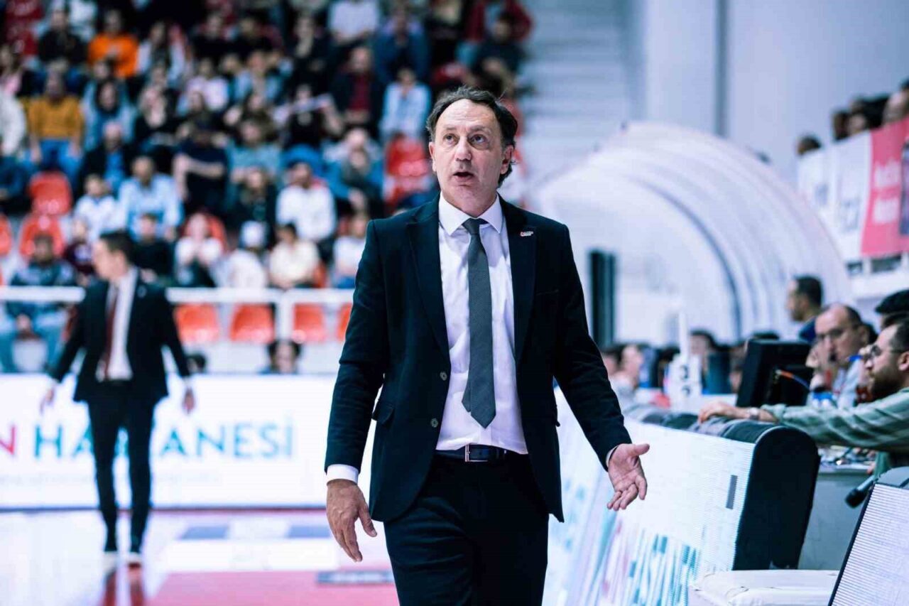 Aliağa Petkimspor Başantrenörü Orhun Ene, Bahçeşehir Kolejii mağlubiyetin ardından, “Sahamızda
