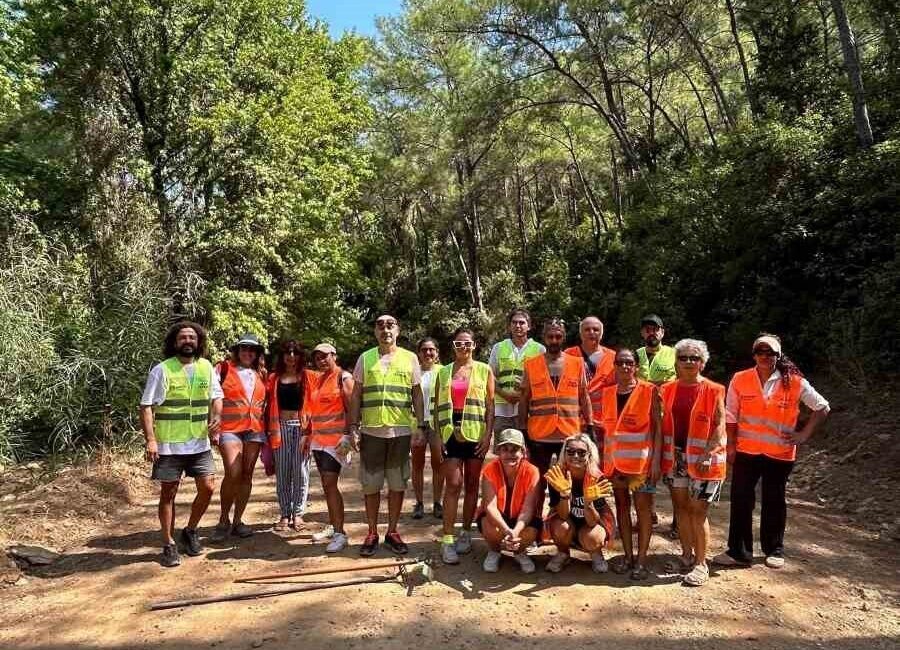 Muğla’nın Marmaris ilçesinde faaliyet gösteren, tamamı gönüllülerden oluşan Ekotim Marmaris