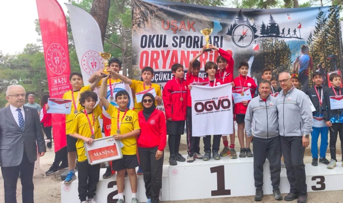 Uşak’ta düzenlenen Okul Sporları Oryantiring Yıldız Erkekler Türkiye Birinciliği’nde Manisa’yı