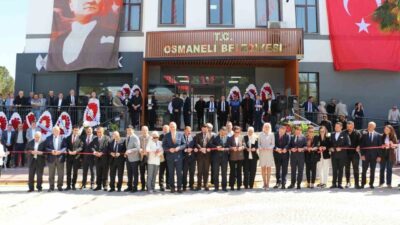 Bilecik’in Osmaneli ilçesinde, ilçe oluşunun 100’üncü yılı düzenlenen törenle kutlandı.