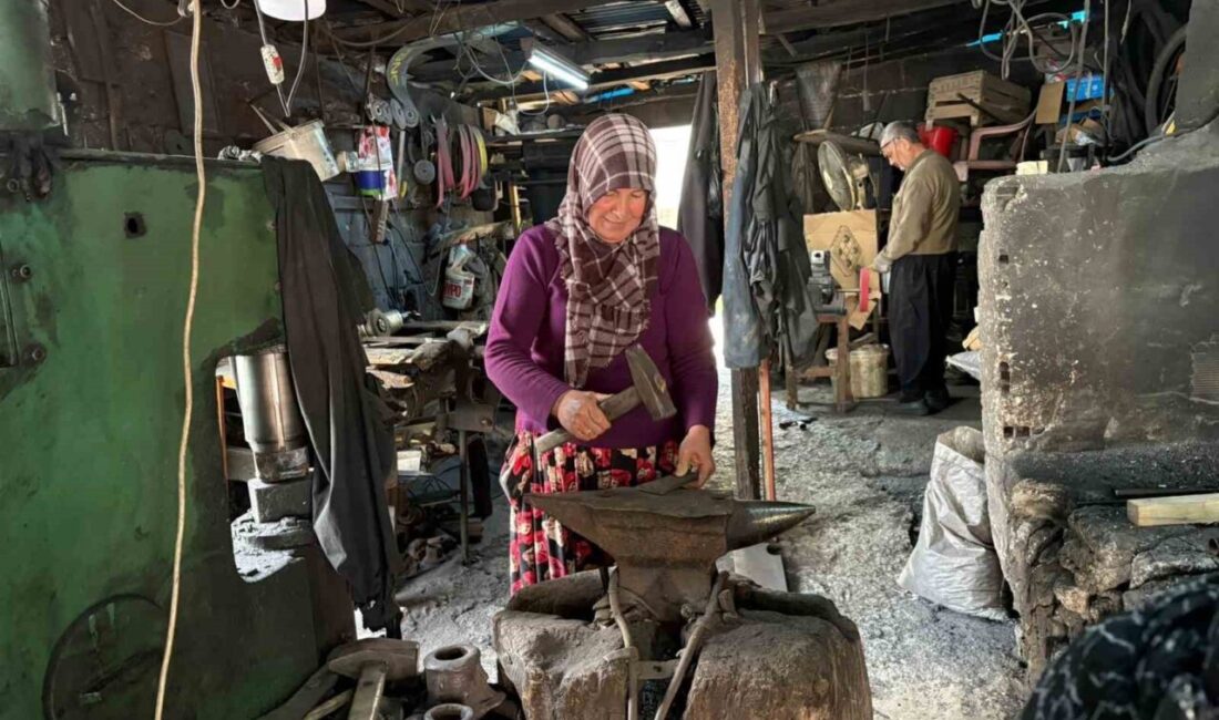 Osmaniye’nin Düziçi ilçesinde 48 yıldır demircilik mesleğini sürdüren Adem Kekik,