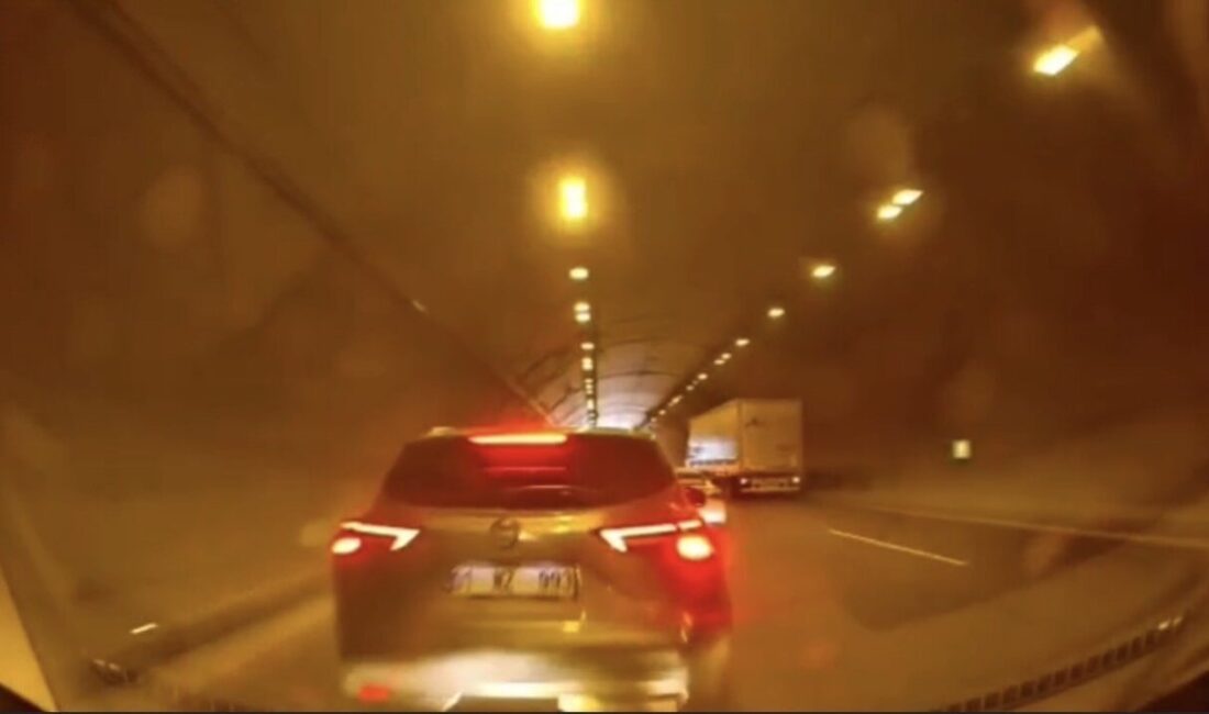 Osmaniye’nin Bahçe ilçesindeki Taşoluk Tüneli’nde 6 aracın karıştığı zincirleme trafik