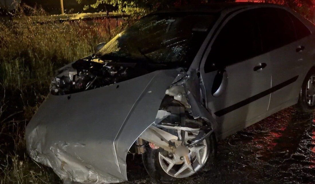 Osmaniye’nin Düziçi ilçesinde iki otomobilin çarpışması sonucu meydana gelen trafik