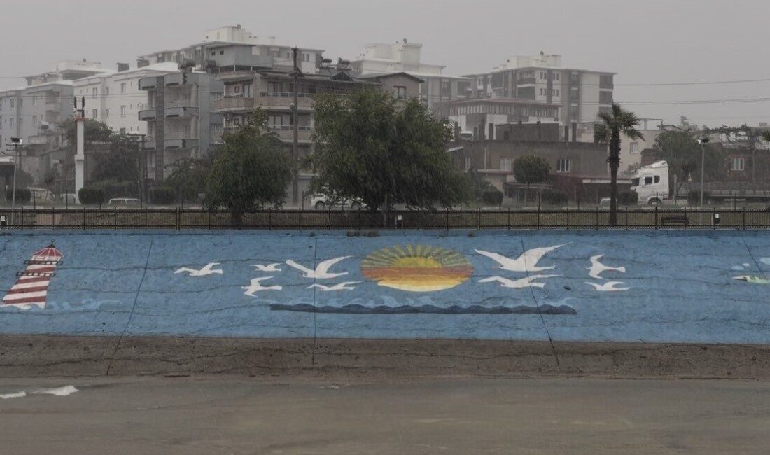 Osmaniye’de şiddetli sağanak yağış etkisini gösterirken, Zorkun Yaylası’nda ise yağış