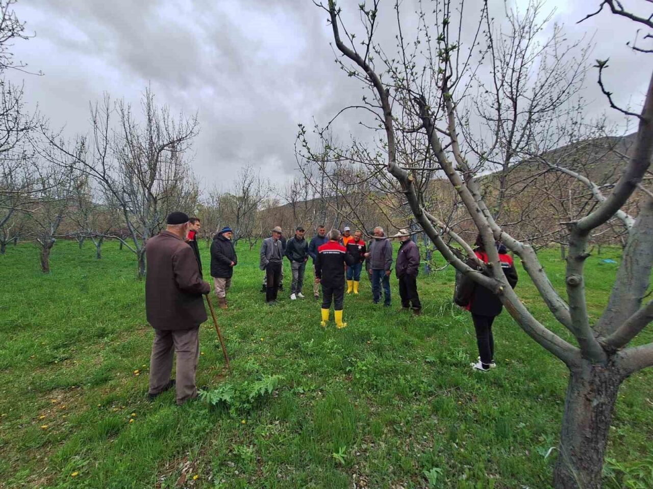 Erzincan İl Tarım ve Orman Müdürlüğü tarafından Otlukbeli ilçesinde üreticilere