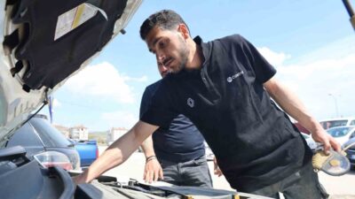 Yaz aylarının gelmesiyle birlikte sürücüleri gerekli araç bakımlarını yaptırmaları konusunda