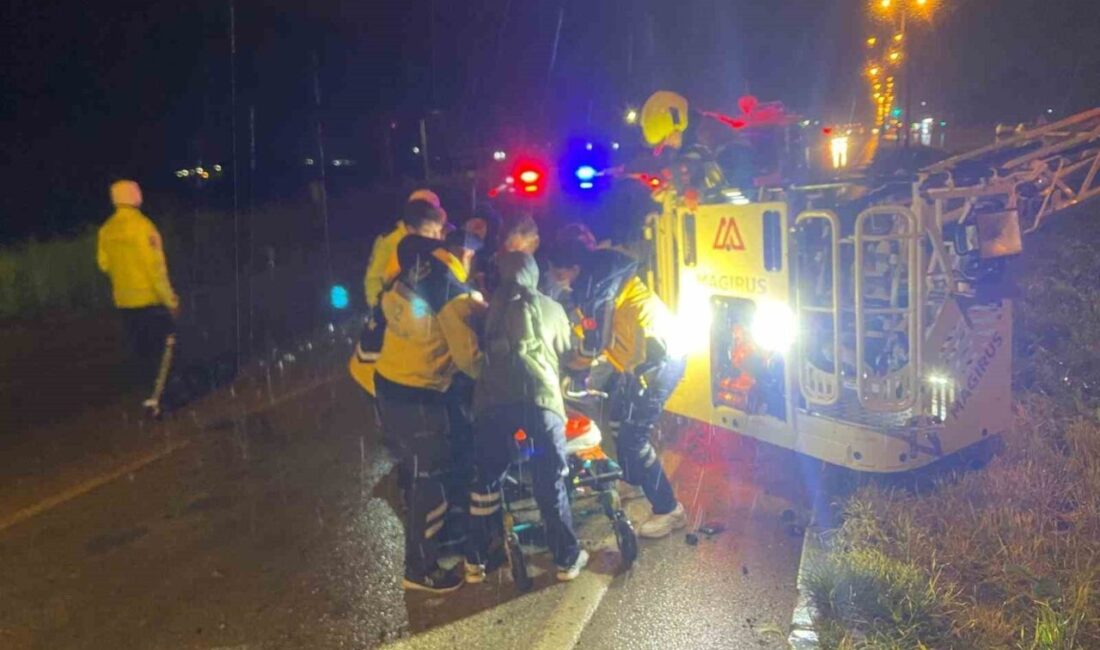 Balıkesir’de İzmir seferini yapan yolcu otobüsünün devrilmesi sonucu yaşanan kazada