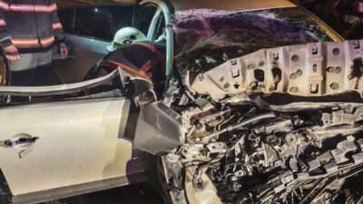 Çankırı’da kamyona arkadan çarpan otomobildeki 1 kişi hayatını kaybetti, 1