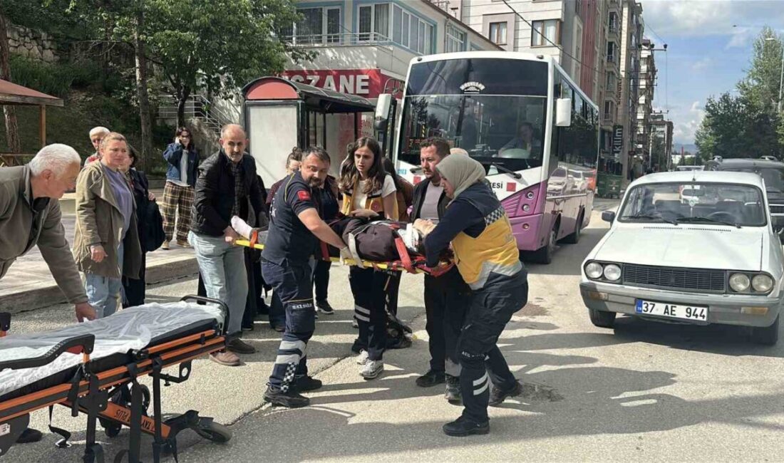 Kastamonu’da yolun karşısına geçmek isterken otomobilin çarptığı kadın yaralandı. Büyük