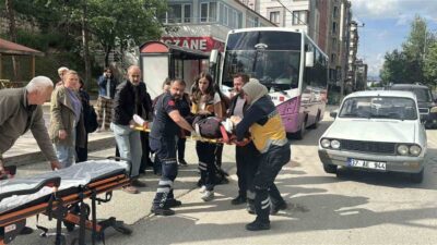 Kastamonu’da yolun karşısına geçmek isterken otomobilin çarptığı kadın yaralandı. Büyük