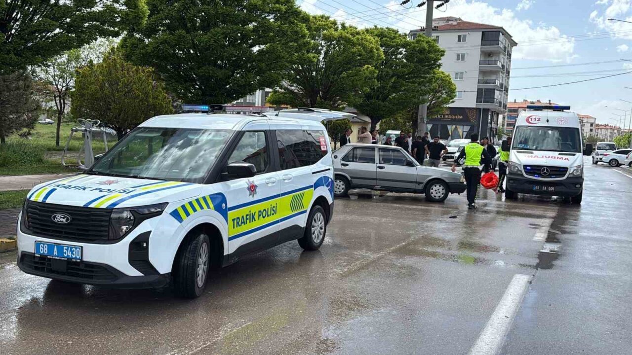Aksaray’da karşıdan karşıya geçmek isterken otomobilin çarptığı yaşlı kadın ağır