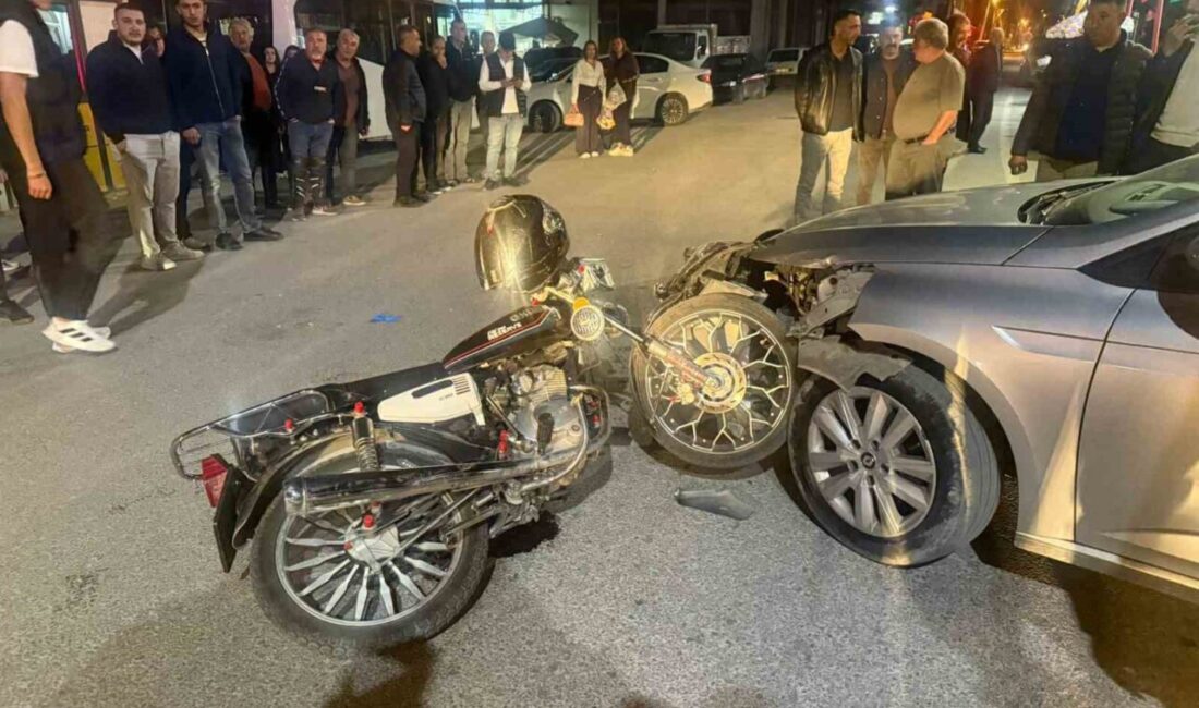 Afyonkarahisar’da otomobilin ile motosikletin çarpıştığı ve 1 kişinin yaralandığı trafik