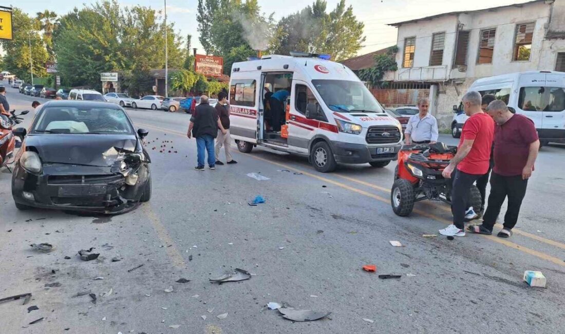 Mersin’in Tarsus ilçesinde otomobille çarpışan motorun sürücüsü yaralanırken o anlar