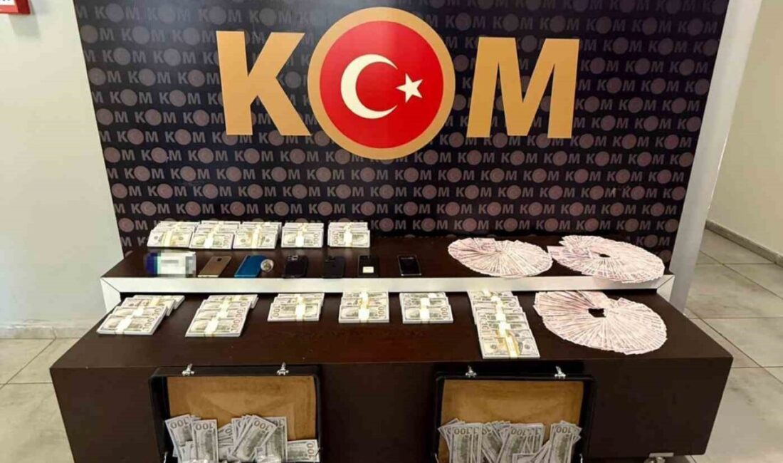 Antalya’da denetime gittikleri özel hastaneden 90 bin euro rüşvet aldıkları