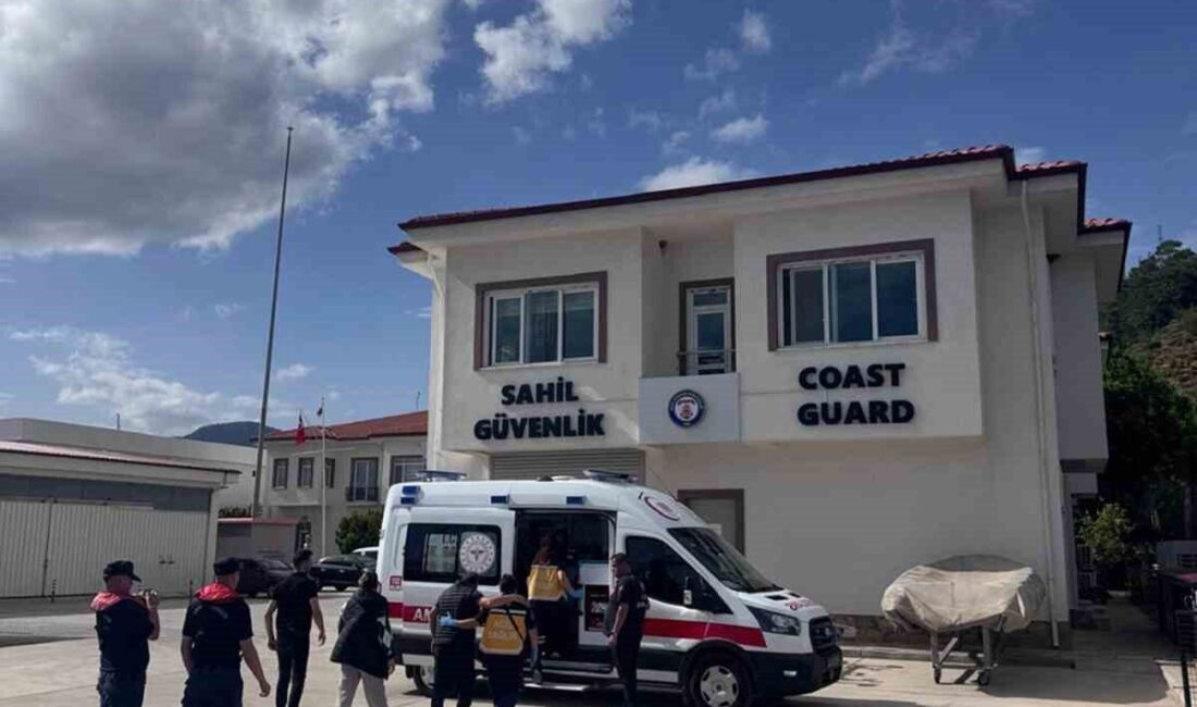 Muğla’nın Marmaris ilçesi açıklarında seyreden özel teknede rahatsızlanan vatandaş Sahil