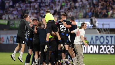 Almanya Bundesliga play-out finali ikinci maçında Paderborn, uzatmalarda Wolfsburg’u 2-1