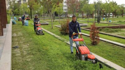 Diyarbakır Büyükşehir Belediyesi, kent genelindeki parklar, bahçeler, çocuk oyun alanları