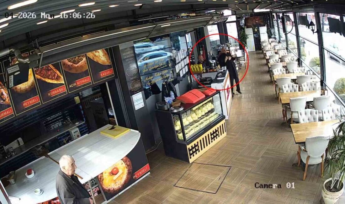 İstanbul Pendik’te bulunan bir restoranda yemek yediği sırada soluk borusuna