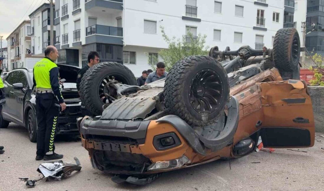 Aksaray’da pikap ile suv tipi aracın çarpışması sonucu meydana gelen
