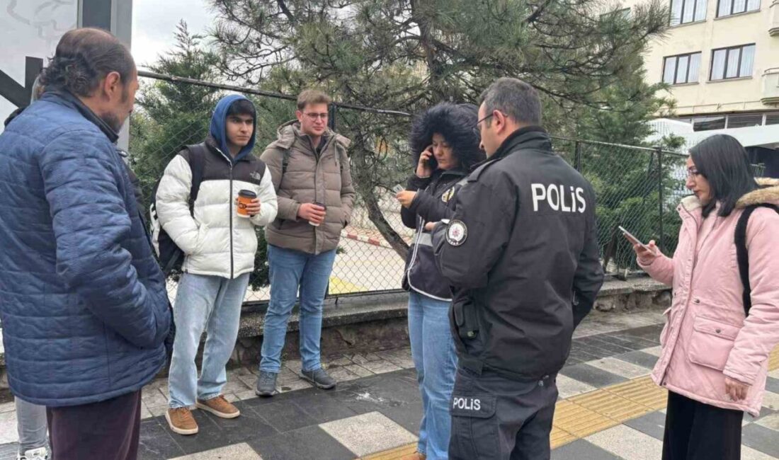 Afyonkarahisar’da polis tarafından çocukların suça sürüklenmesinin önüne geçmek amacıyla öğrencilerin