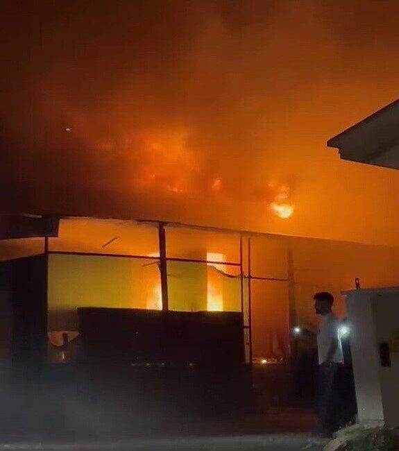 Adıyaman’da prefabrik evlerde meydana gelen yangın korkuttu. Edinilen bilgilere göre,